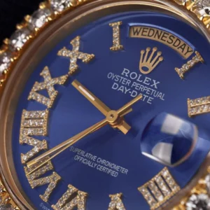 mens-iced-out-watches-replica-1.webp